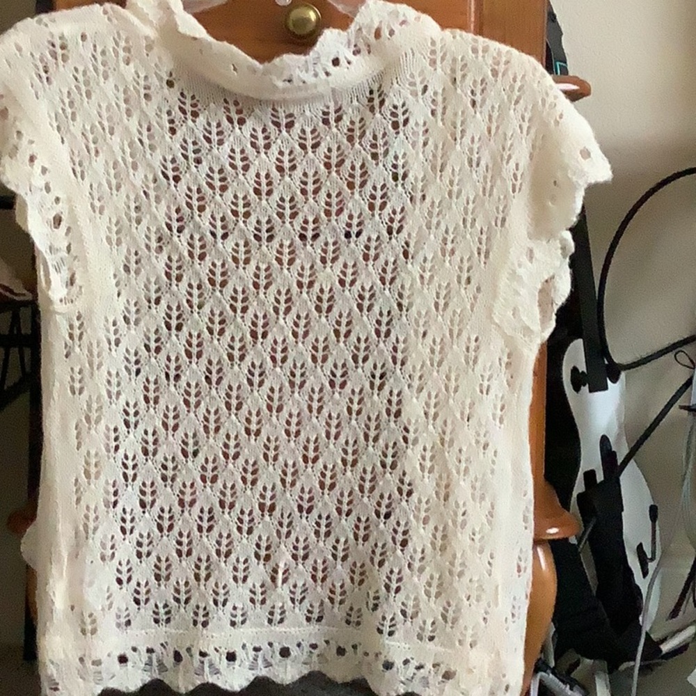 Cream Old Navy Sweater vest - Picture 4 of 4